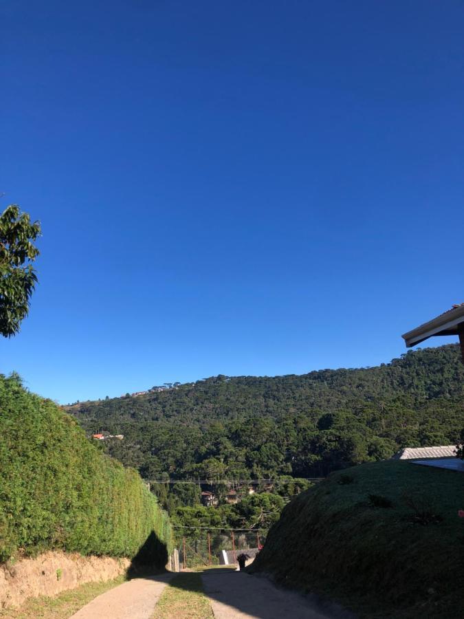 Casa Aconchegante Na Montanha Apartment Campos do Jordao Exterior photo